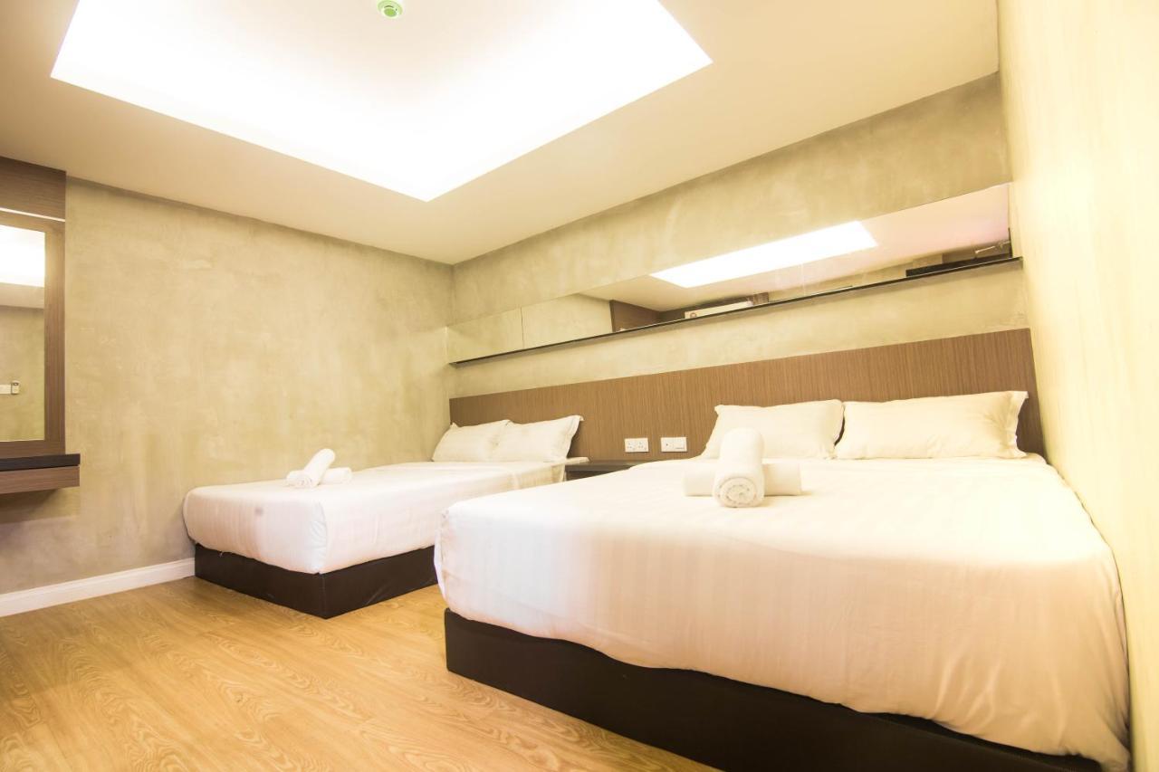 Monaco Boutique Hotel Sadong Jaya Kota Kinabalu Exterior photo